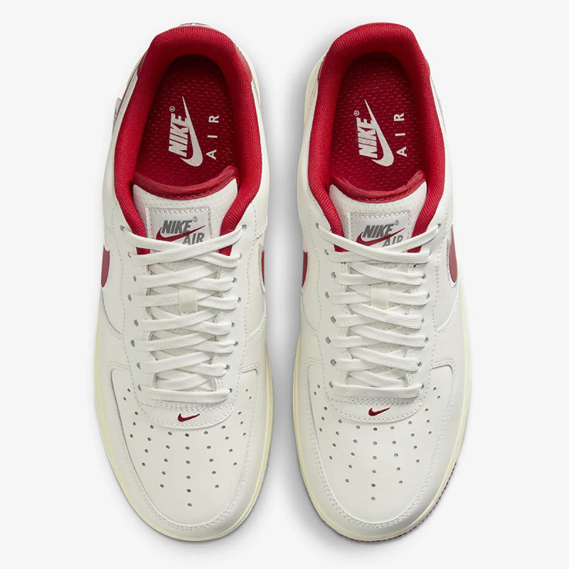 NIKE Superge NIKE AIR FORCE 1 '07 FL