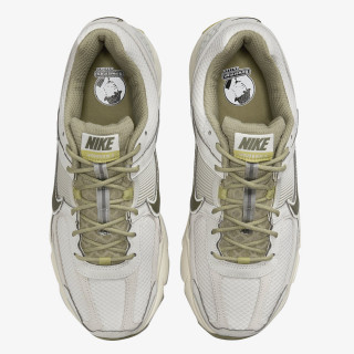 NIKE Superge NIKE ZOOM VOMERO 5 NBHD 