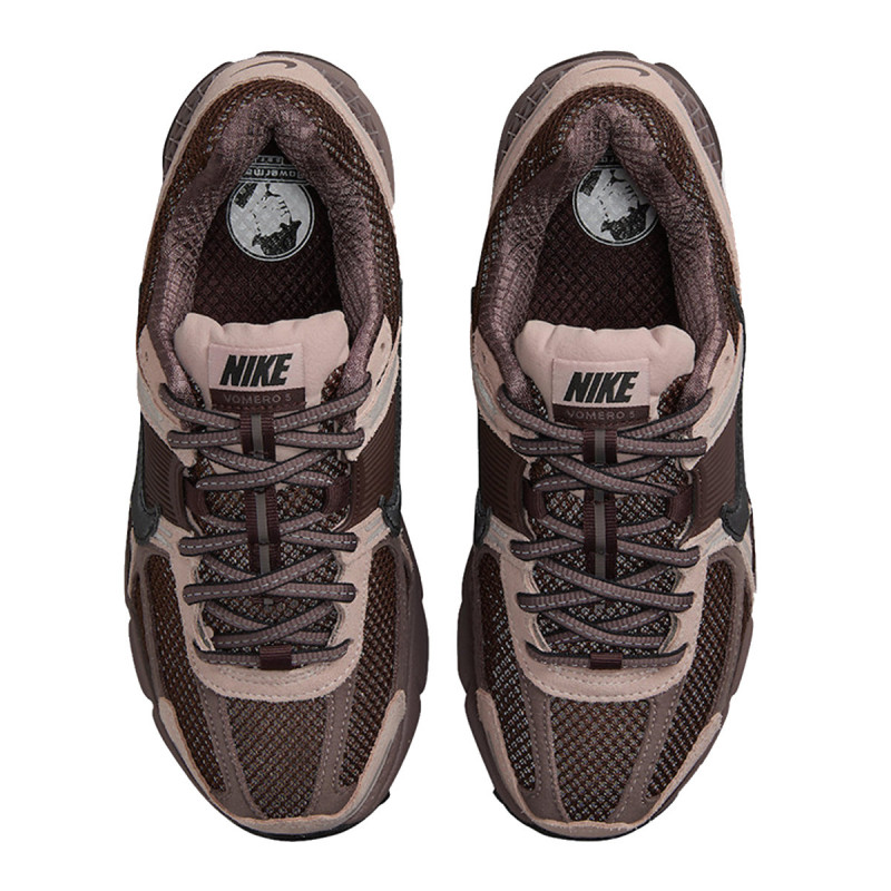 NIKE Superge WMNS NIKE VOMERO 5 UT 