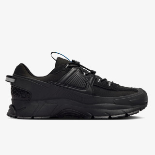 NIKE Superge Vomero Roam 