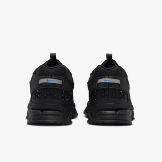 NIKE Superge Vomero Roam 