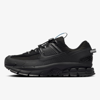 NIKE Superge Vomero Roam 