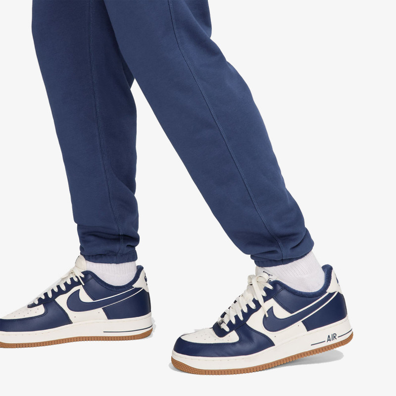 NIKE SPODNJI DELI TRENIRKE Club 