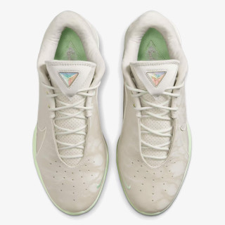 NIKE Superge LeBron 22 