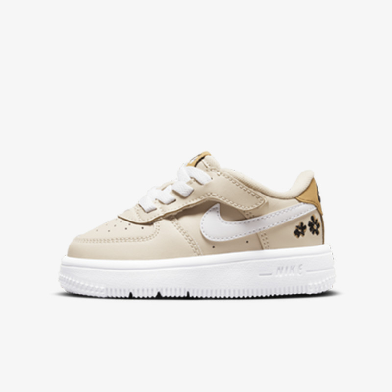 NIKE Superge FORCE 1 LOW EASYON SE BT 