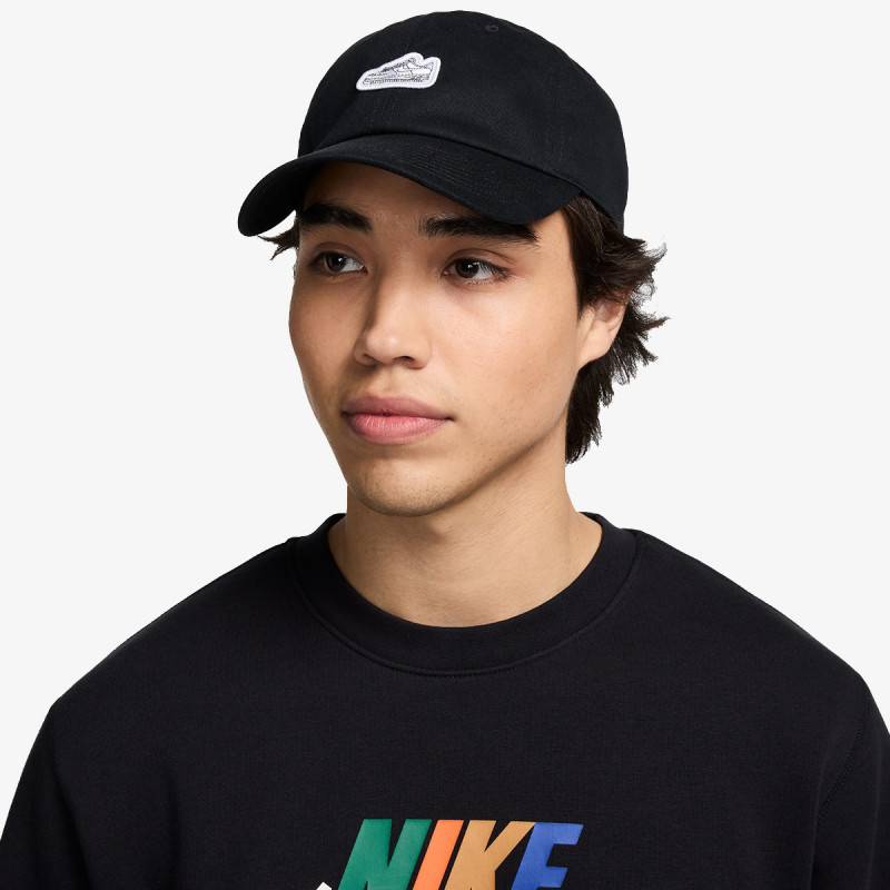 NIKE KAPE S ŠILTOM Club 