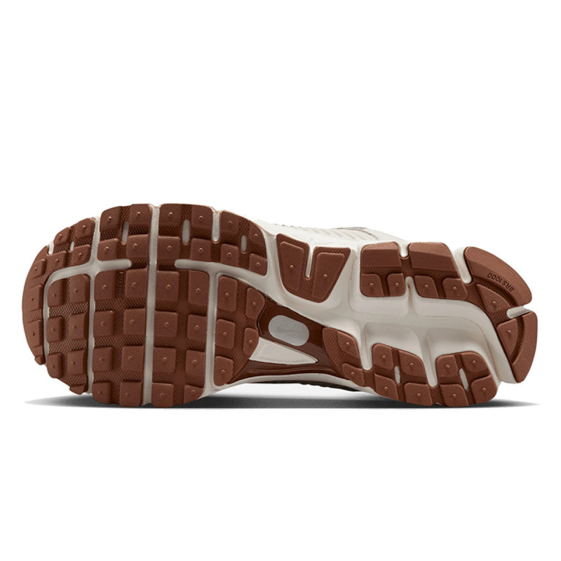 NIKE Superge W NIKE VOMERO 5 NA 