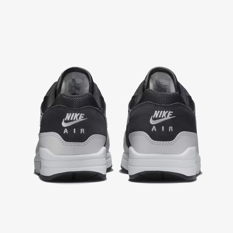 NIKE Superge Air Max 1 Essential 