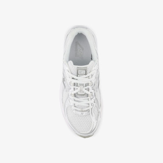 NEW BALANCE Superge K 740 