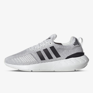 adidas Superge SWIFT RUN 22 W 