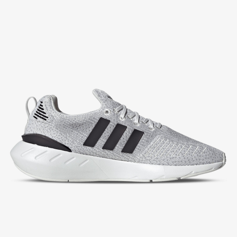 adidas Superge SWIFT RUN 22 W 