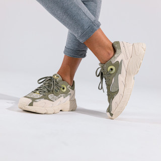 adidas Superge Astir 