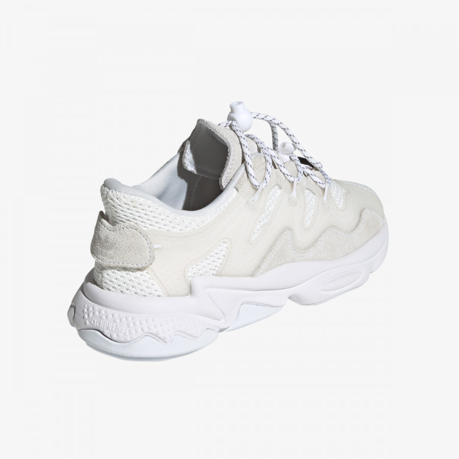adidas Superge OZWEEGO PLUS 