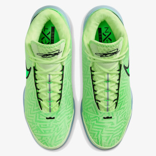 NIKE Superge LBJ NXXT GENISUS 