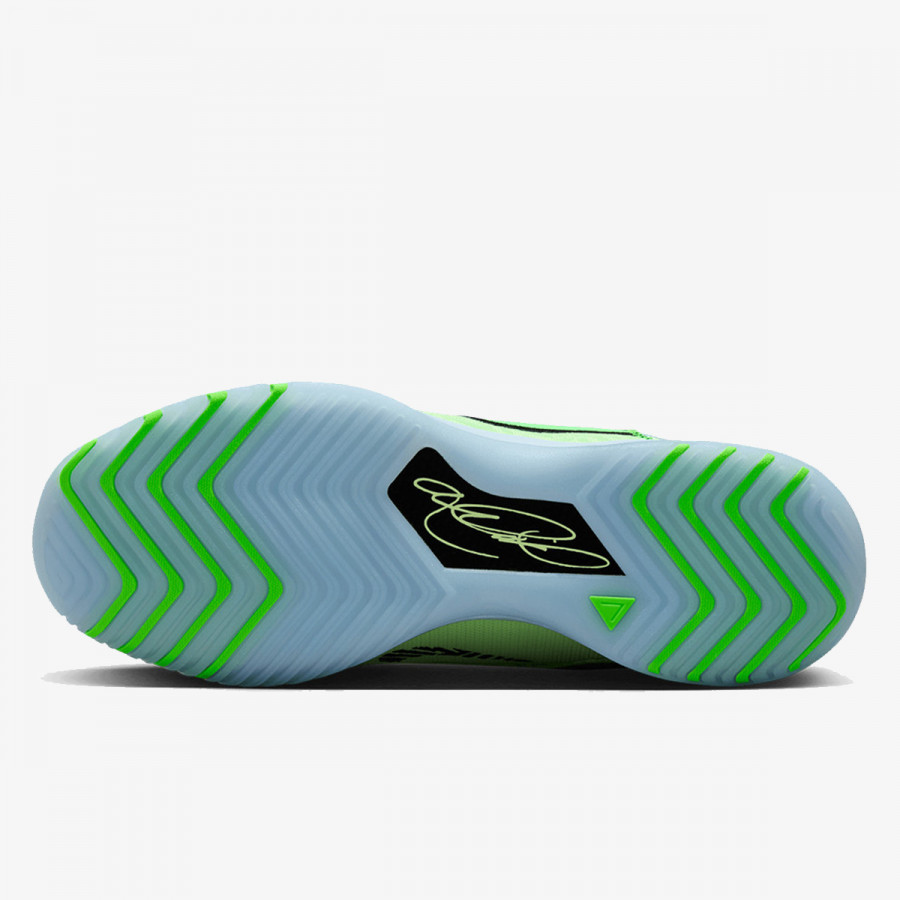 NIKE Superge LBJ NXXT GENISUS 
