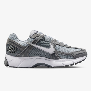 NIKE Superge Vomero 5 