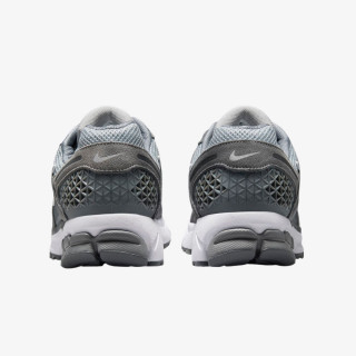 NIKE Superge Vomero 5 