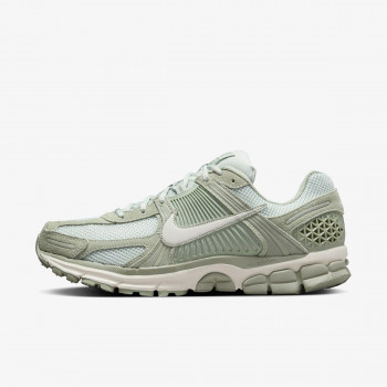 NIKE Superge Vomero 5 