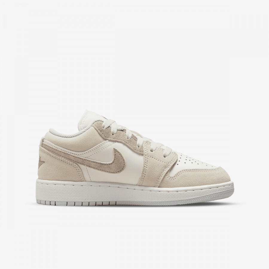 NIKE Superge AIR JORDAN 1 LOW SE V2 BG