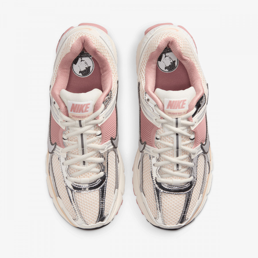 NIKE Superge W NIKE ZOOM VOMERO 5 NEWS 