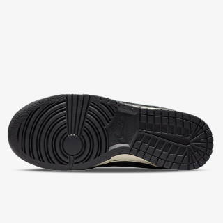 NIKE Superge Dunk Low Retro 
