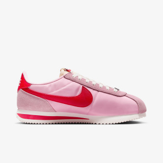 NIKE Superge Cortez 