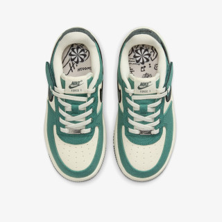 NIKE Superge Force 1 LV8 3 