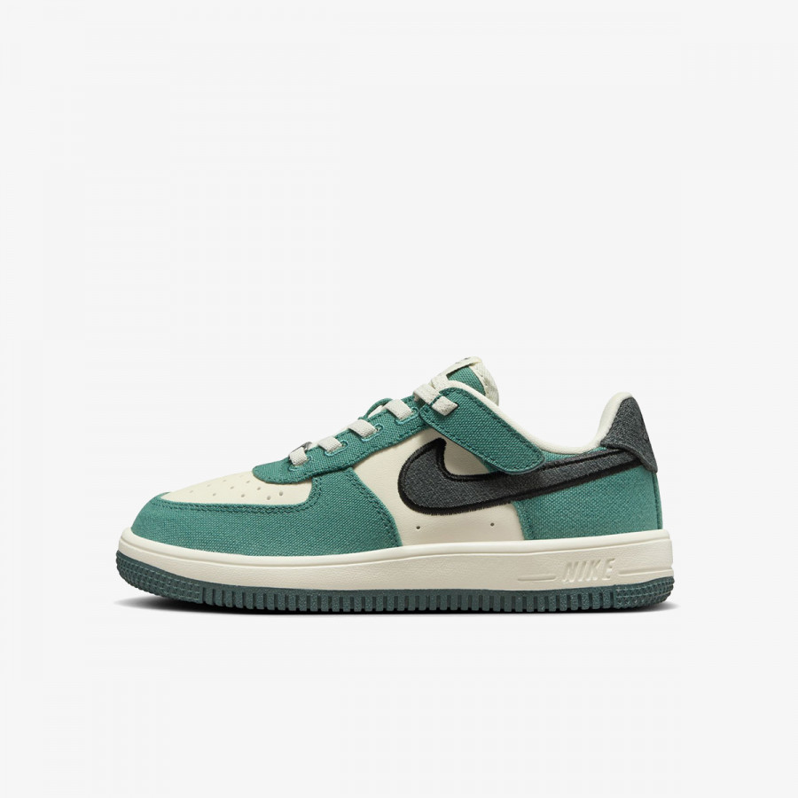 NIKE Superge Force 1 LV8 3 