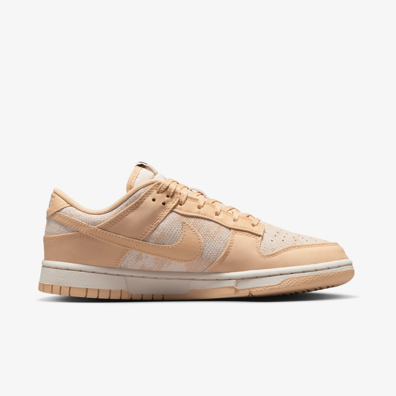 NIKE Superge Dunk Low 