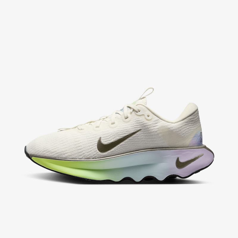 NIKE Superge Motiva 