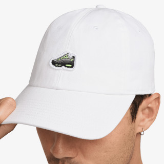 NIKE KAPE S ŠILTOM Club 