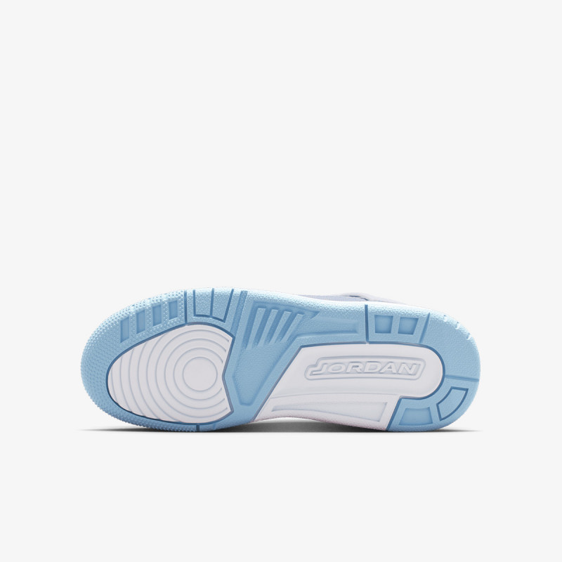 NIKE Superge JORDAN SPIZIKE LOW FEM GG 