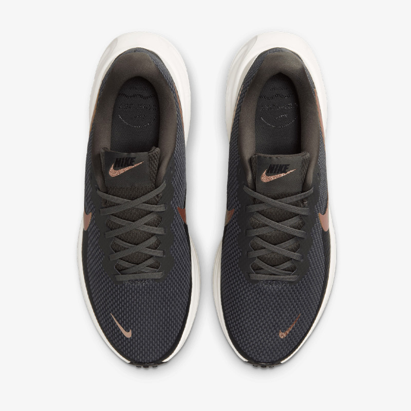 NIKE Superge W NIKE REVOLUTION 8 