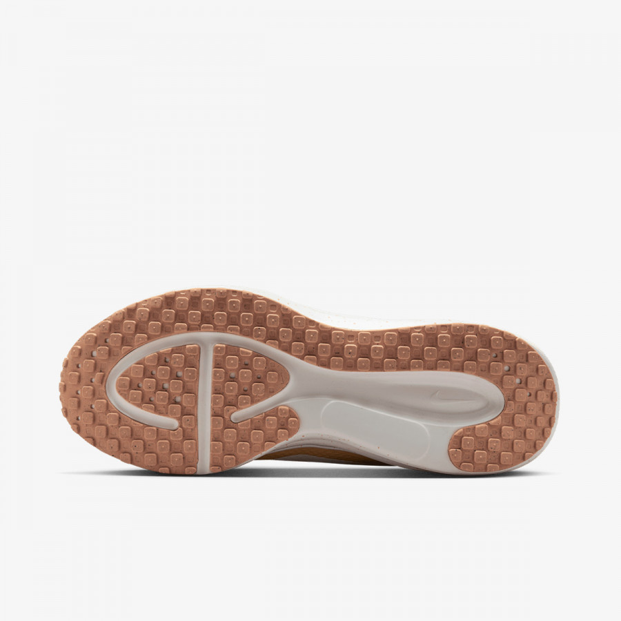 NIKE Superge W NIKE REVOLUTION 8 
