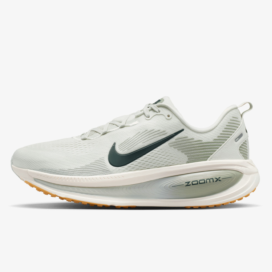 NIKE Superge NIKE VOMERO 18 
