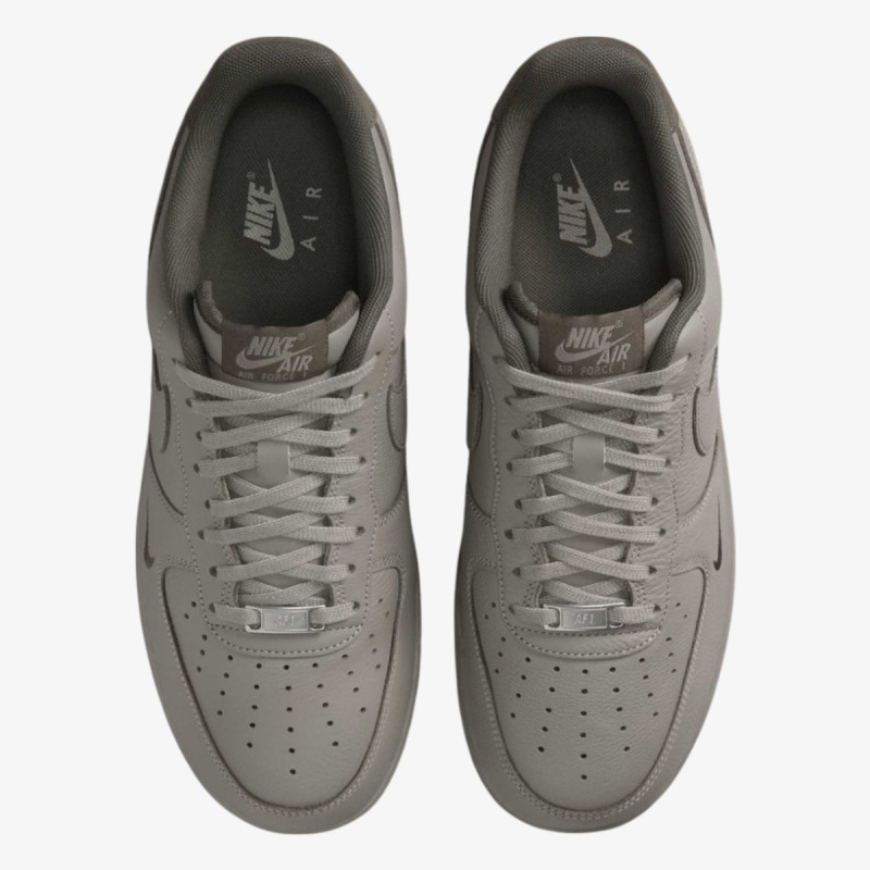 NIKE Superge AIR FORCE 1 ’07 LV8 ESS+ 