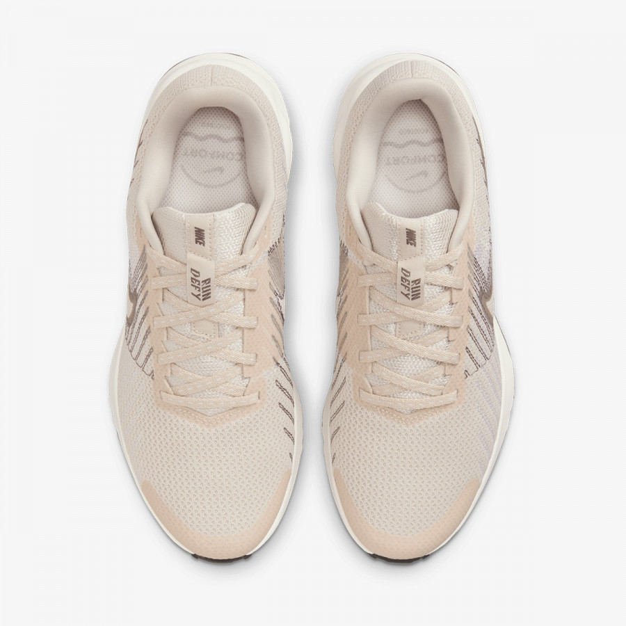 NIKE Superge Run Defy 