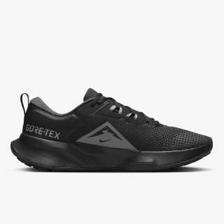 NIKE Superge Juniper Trail 2 