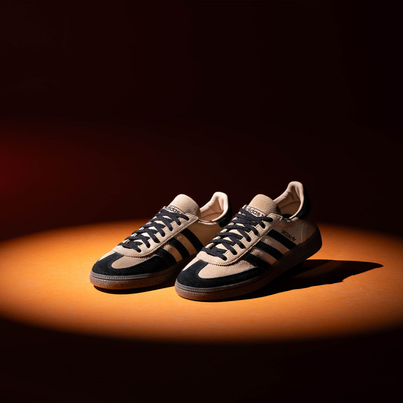 adidas Superge HANDBALL SPEZIAL W 
