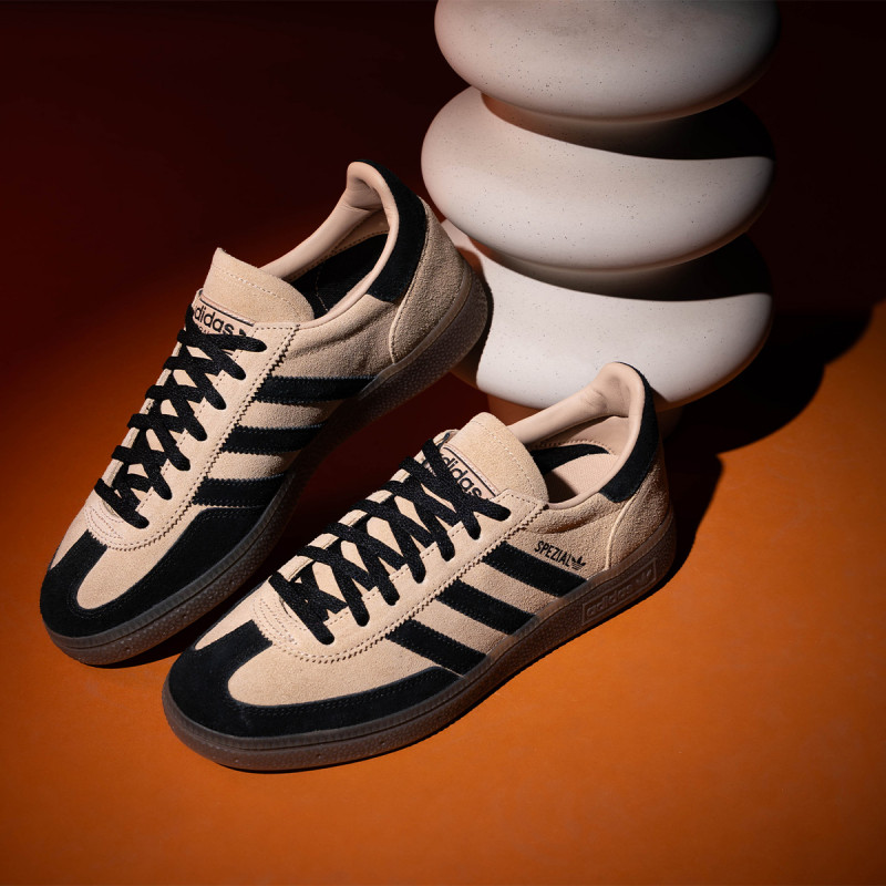 adidas Superge HANDBALL SPEZIAL W 