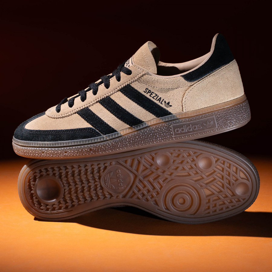 adidas Superge HANDBALL SPEZIAL W 