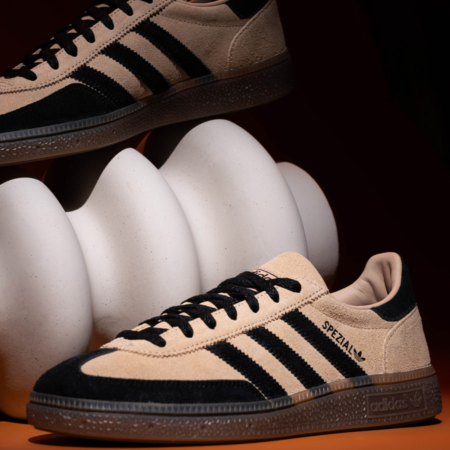 adidas Superge HANDBALL SPEZIAL W 