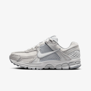 NIKE Superge Nike Zoom Vomero 5 