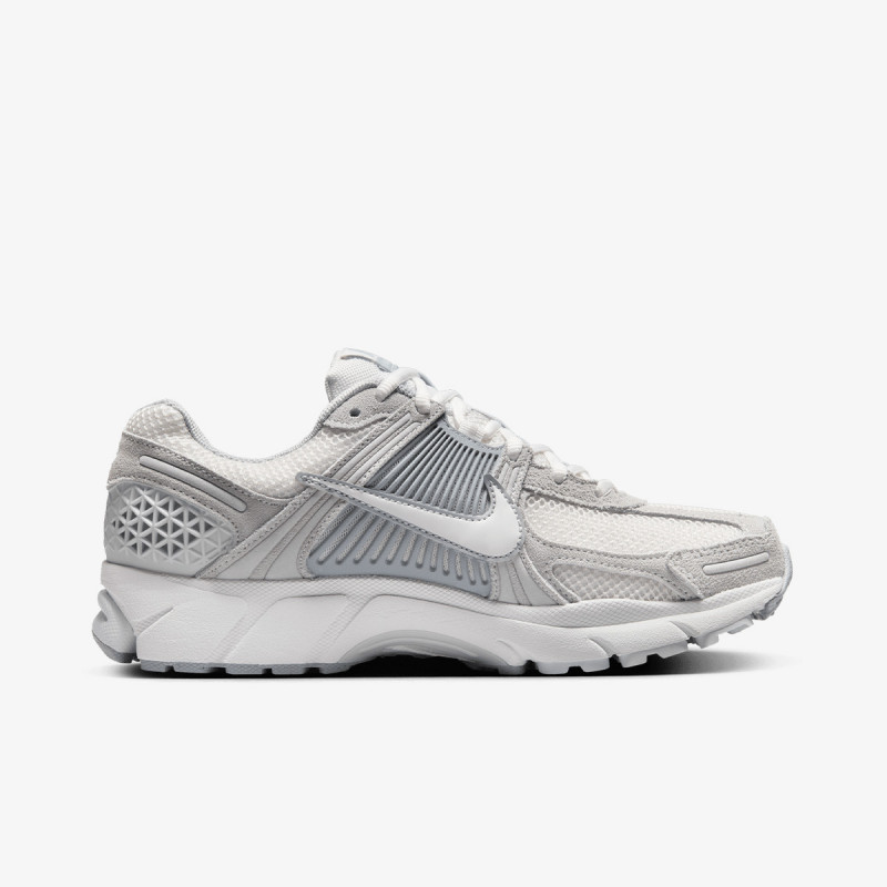NIKE Superge Nike Zoom Vomero 5 