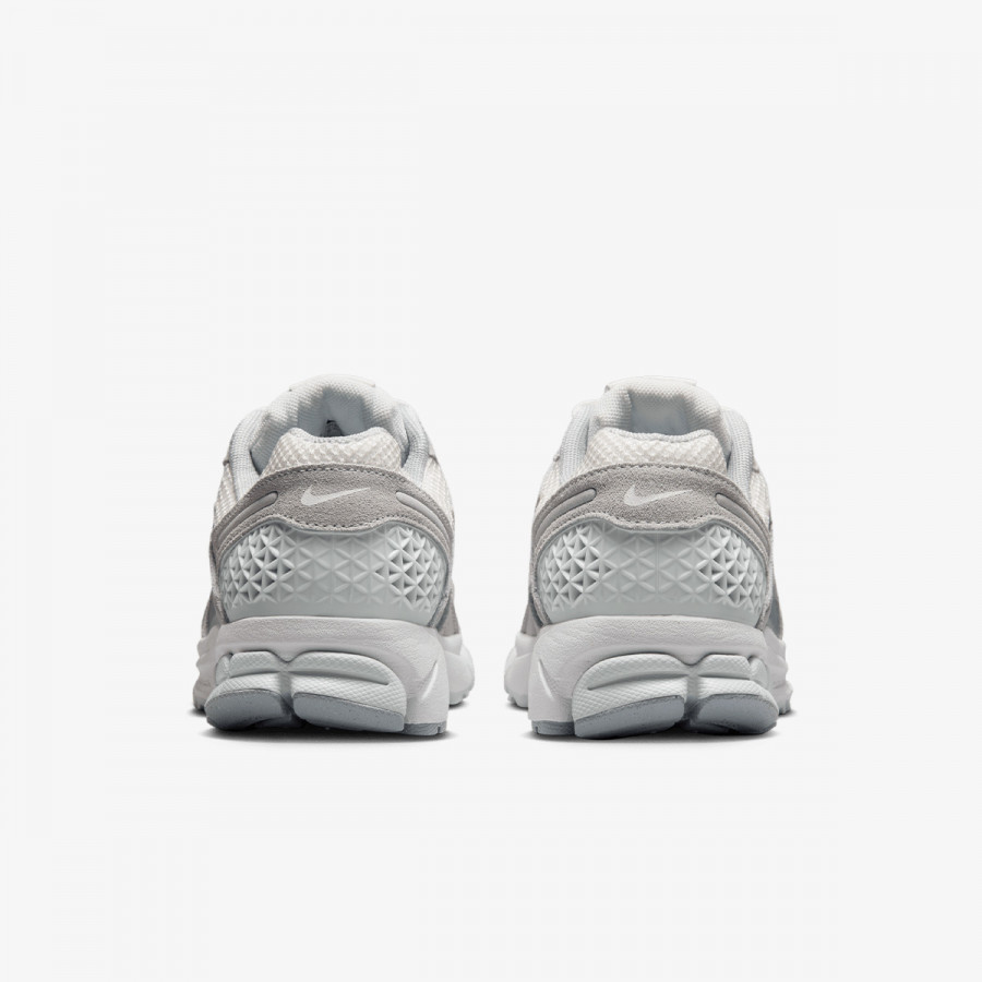 NIKE Superge Nike Zoom Vomero 5 