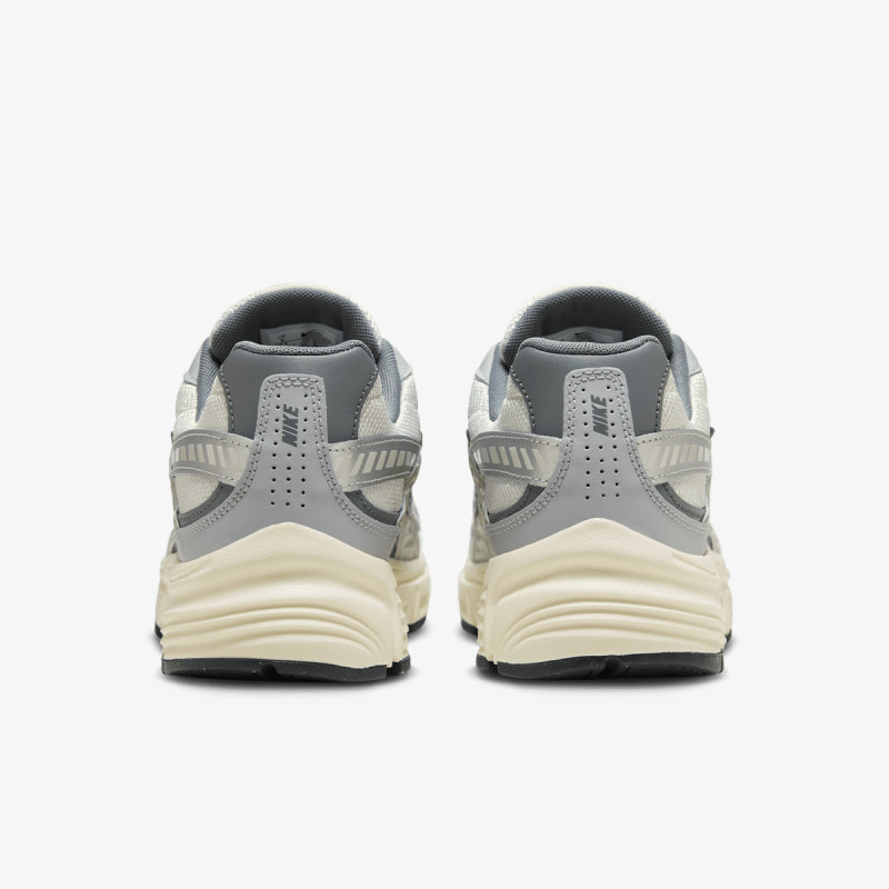 NIKE Superge Initiator 