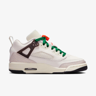 NIKE Superge Spizike Low 