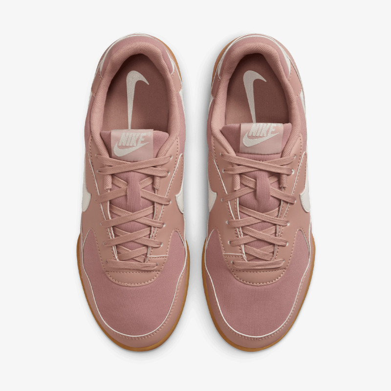 NIKE Superge Terra Manta 