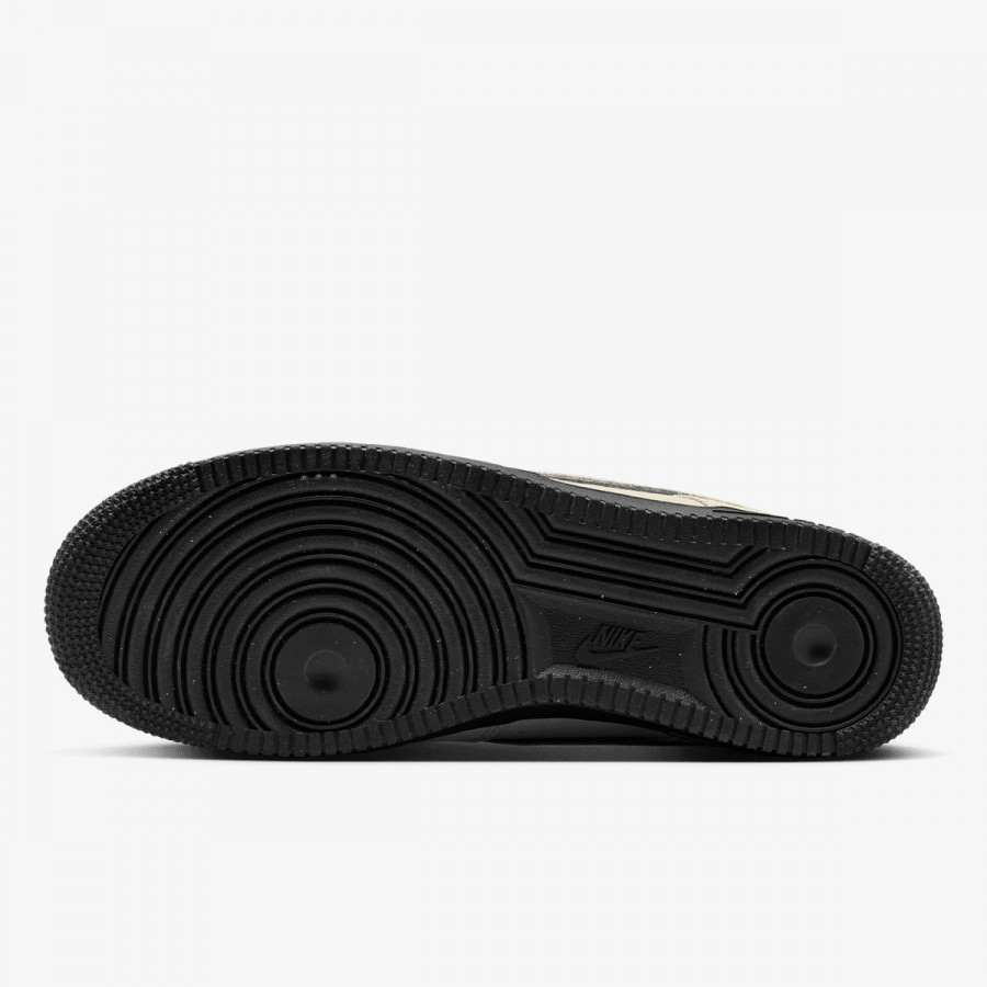 NIKE Superge AIR FORCE 1 '07 LV8 