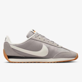 NIKE Superge Pacific 